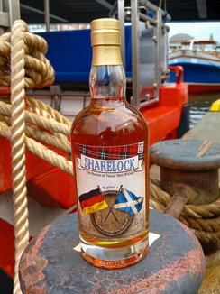 Sharelock_Release_HH_Kapitel1_im_Hafen